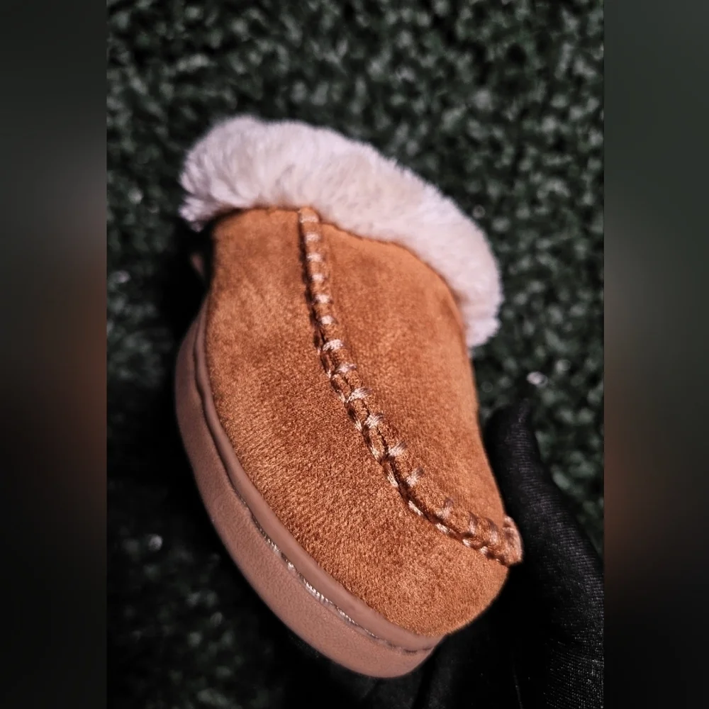 N/A comfortable brown